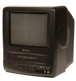 Illustration for article titled JVC's 42-inch LCD HDTV with Built-In Blu-ray Player Reminds Me of Something…